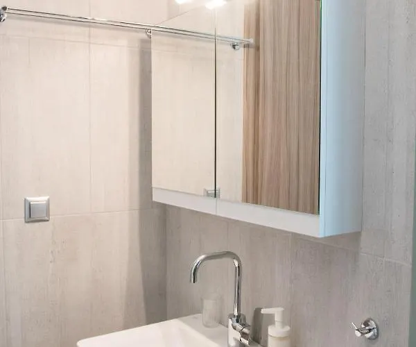 Semesterbostad Emerald Agios Nikitas Drymon