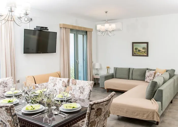 Emerald Agios Nikitas *